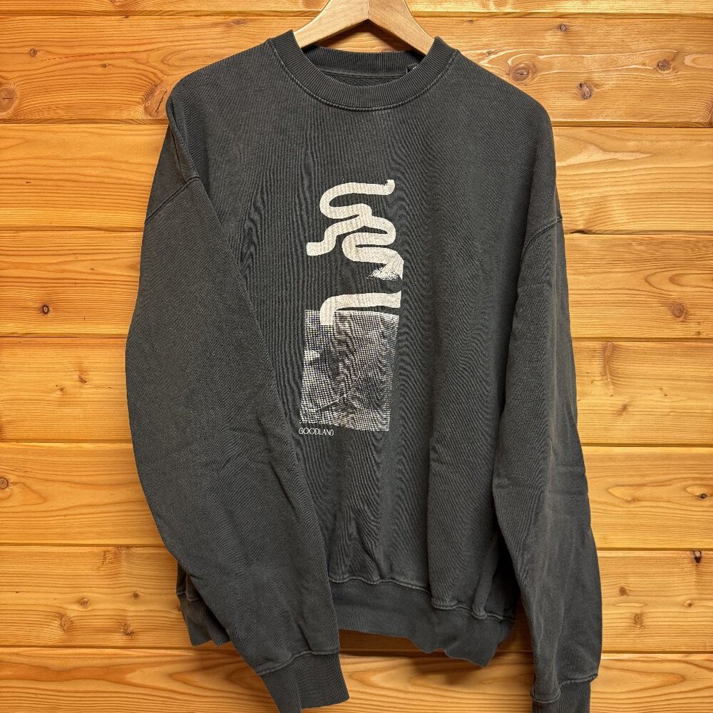 GOODLAND Sweatshirt and Shorts Set